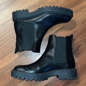 Kenneth Cole Booties